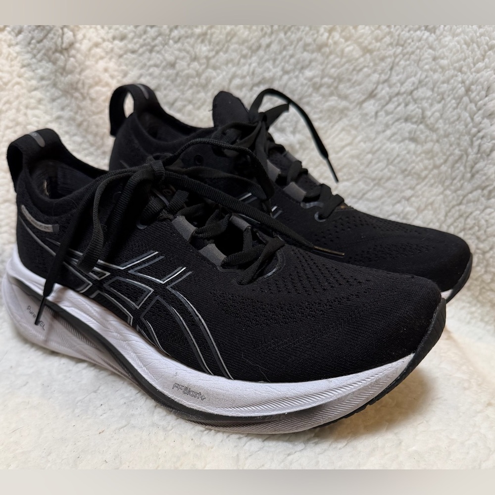 Asics Womens Gel Nimbus 26-Black/Graphite Grey, Size 9